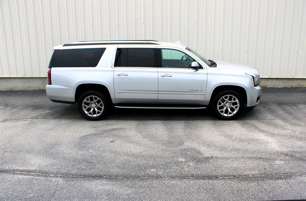 gmc yukon xl 2016 1GKS1GKC8GR196754 image gmc yukon xl 2016 1GKS1GKC8GR196754 image